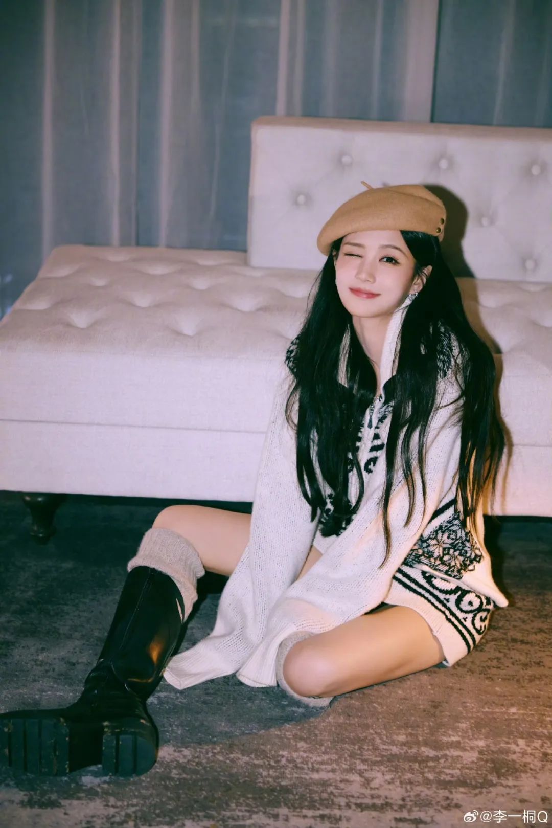 三十多岁，正是李一桐穿得好看的年纪